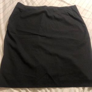 New York and Co. Pinstripe business pencil skirt